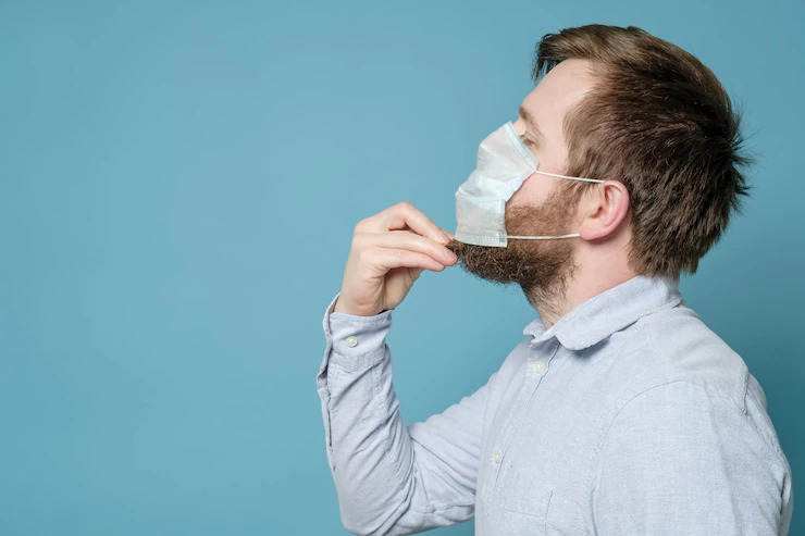 Liberação do uso de máscara impacta na retomada do uso de barbas