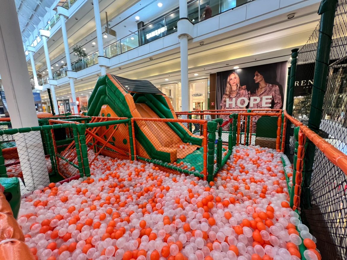 Atração infantil Zoo Park é novidade no Shopping Curitiba