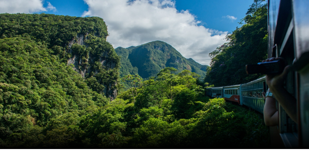 Passeio de trem no Paraná que está entre os mais bonitos do mundo tem promoção em setembro