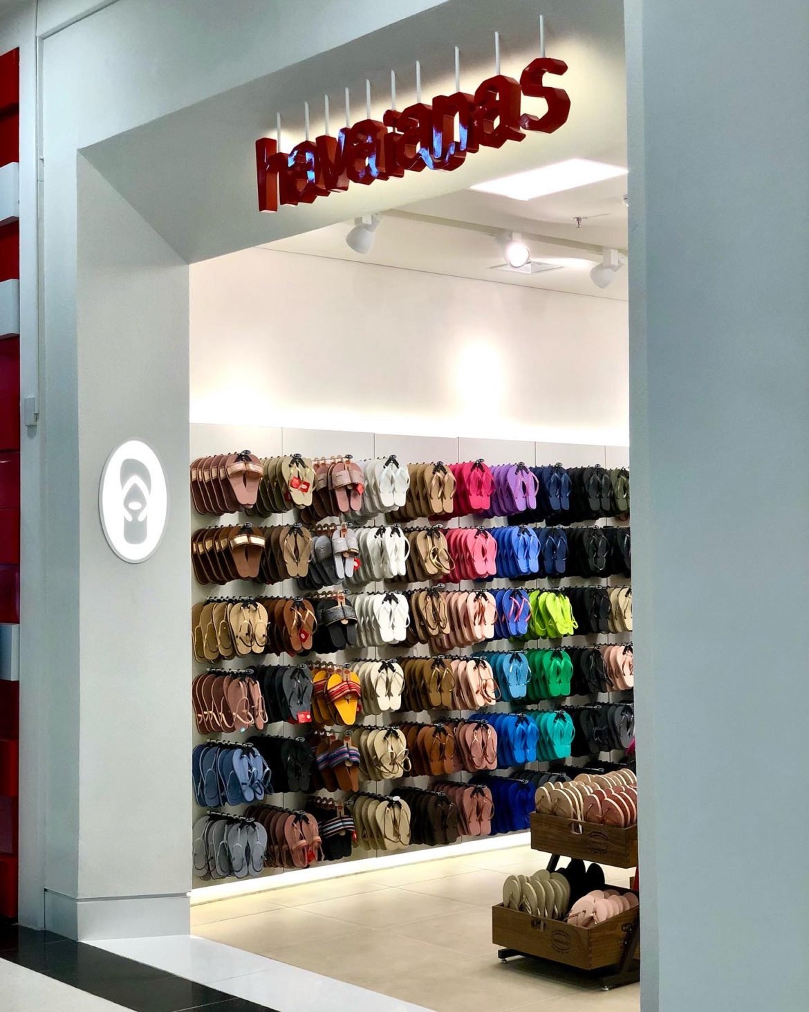 Havaianas inaugura loja no Shopping Curitiba