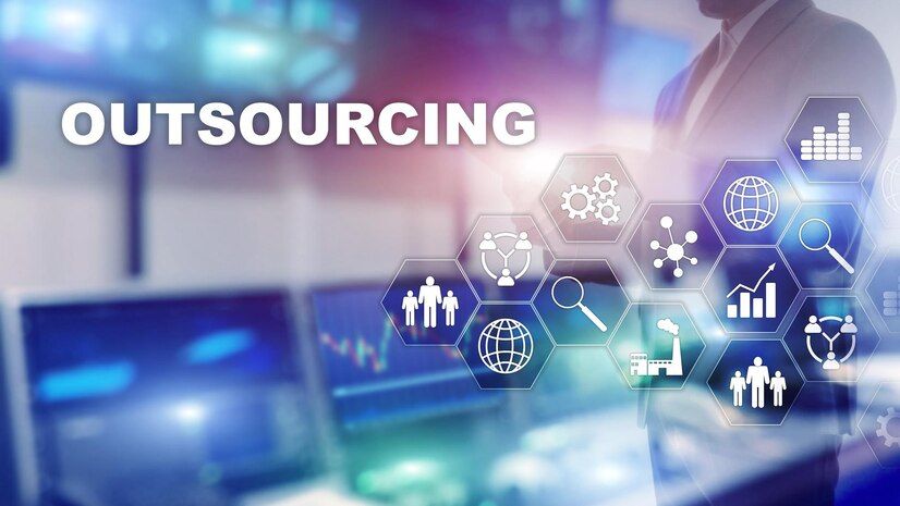 Qual a diferença entre terceirização e outsourcing?