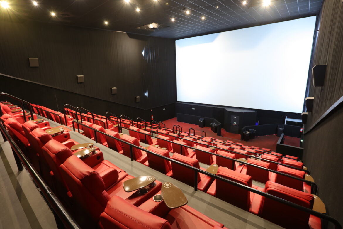 Cinema do Catuaí realiza sessão inclusiva para pessoas com TEA