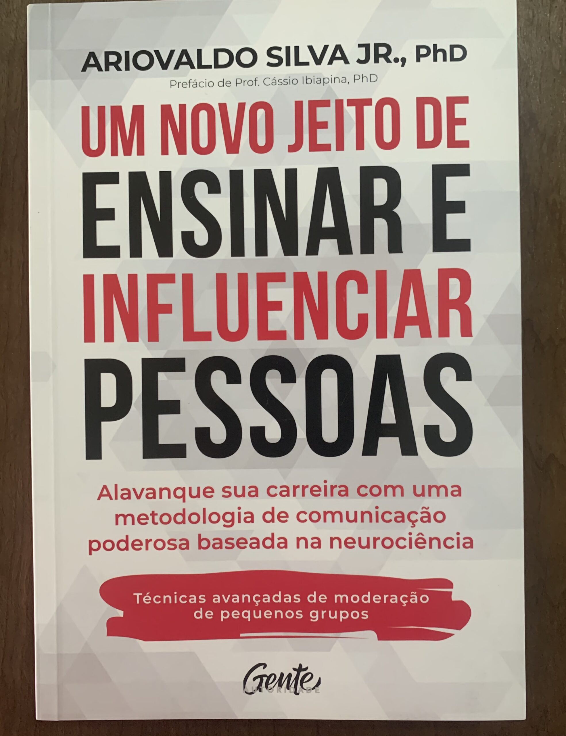 Livro de neurocientista aponta a comunicação como essência de um negócio de sucesso