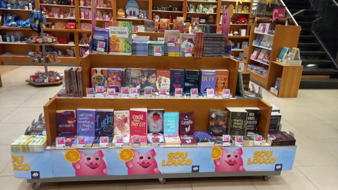 Livrarias Curitiba inicia campanha Sou Louco, com produtos que chegam a 80% de desconto