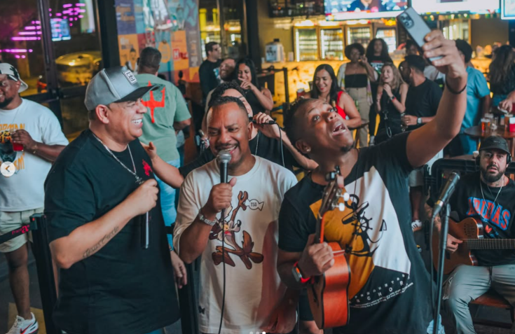 Samba de Roda nas Segundas do Praça A na Vila Madalena