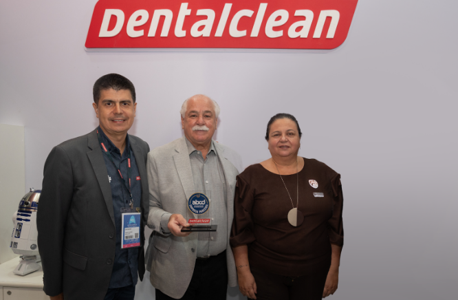 Dentalclean é a primeira marca a receber o novo Selo de Qualidade da ABCD