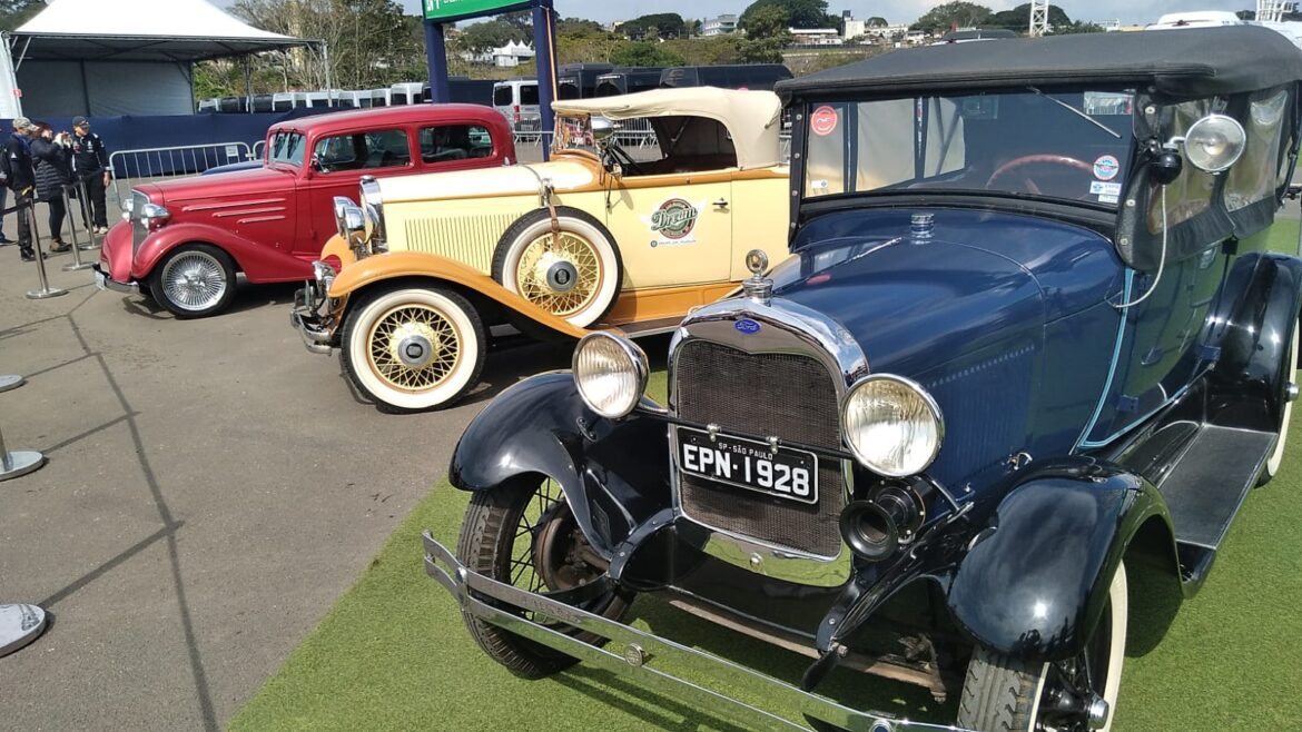 Exposição de Carros Antigos acontece hoje na Rolex 6 Horas de São Paulo