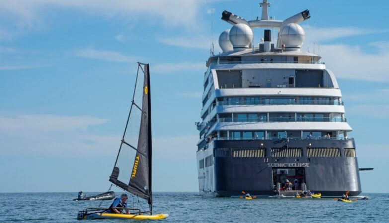 Búzios no roteiro Scenic Eclipse reforça o apelo internacional do balnerário