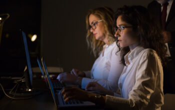 Mulheres na tecnologia: evolução supera a de homens em 1,5%